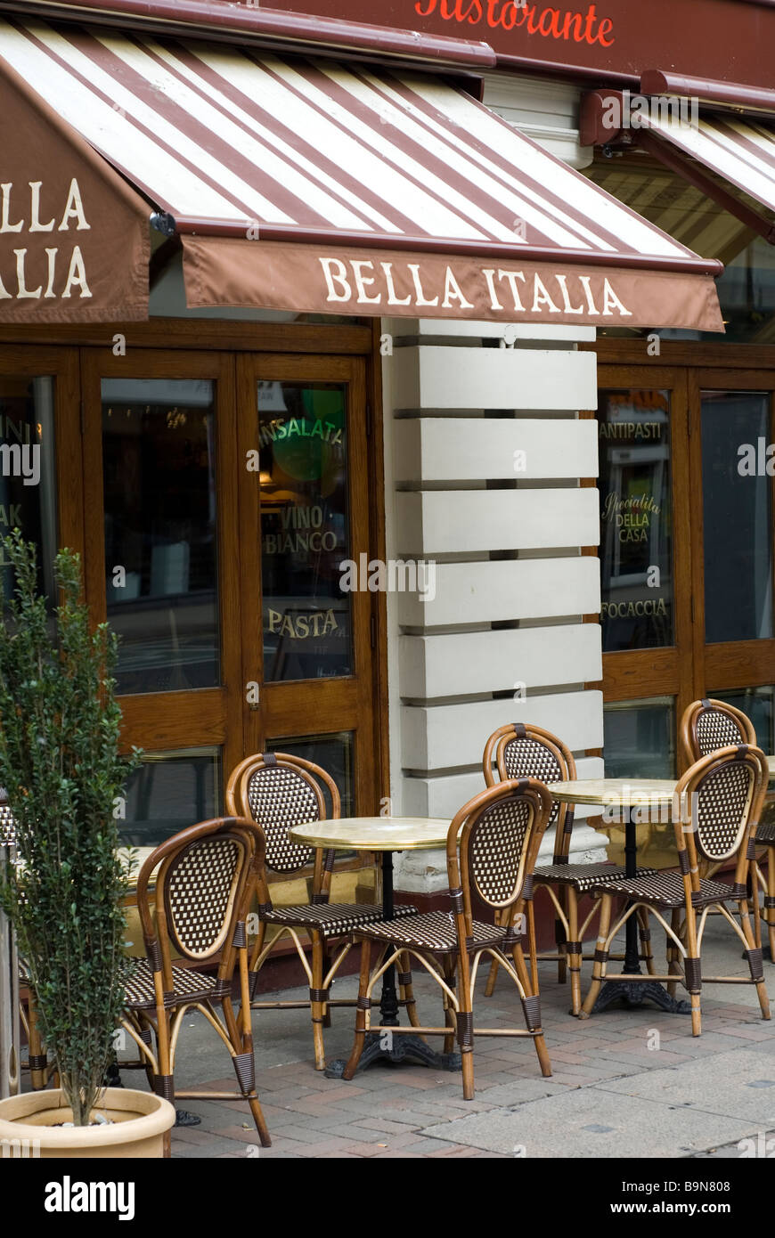 Bella Italia, italienische Restaurant im Stadtzentrum von Deansgate Manchester UK Stockfoto