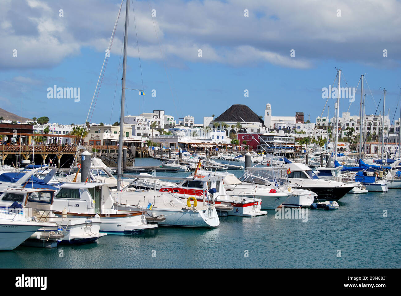 Blick auf die Marina, Marina Rubicon, Playa Blanca, Lanzarote, Kanarische Inseln, Spanien Stockfoto
