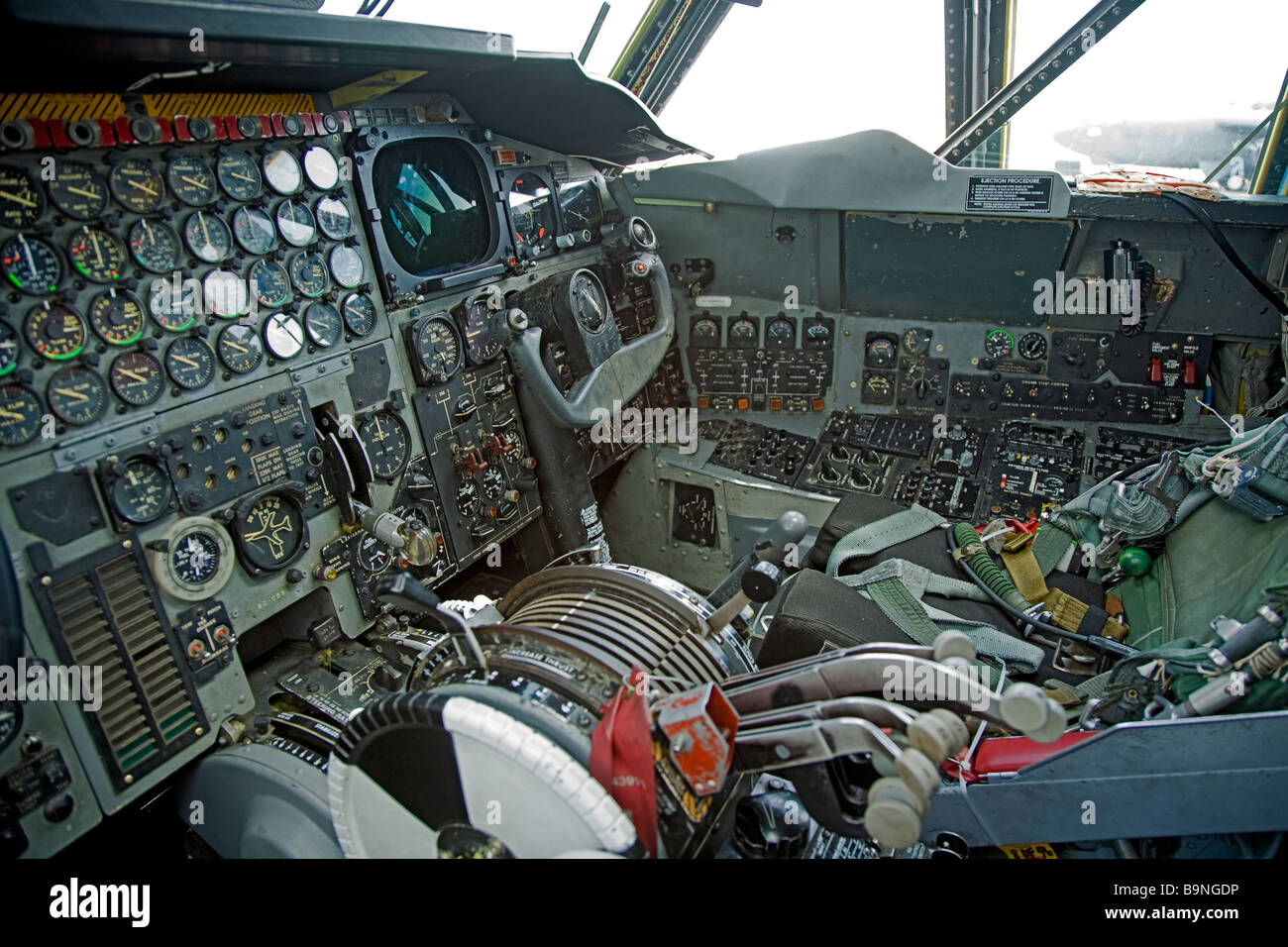 B 52 Langstrecken-Bomber Cockpit Instrument panel Stockfoto