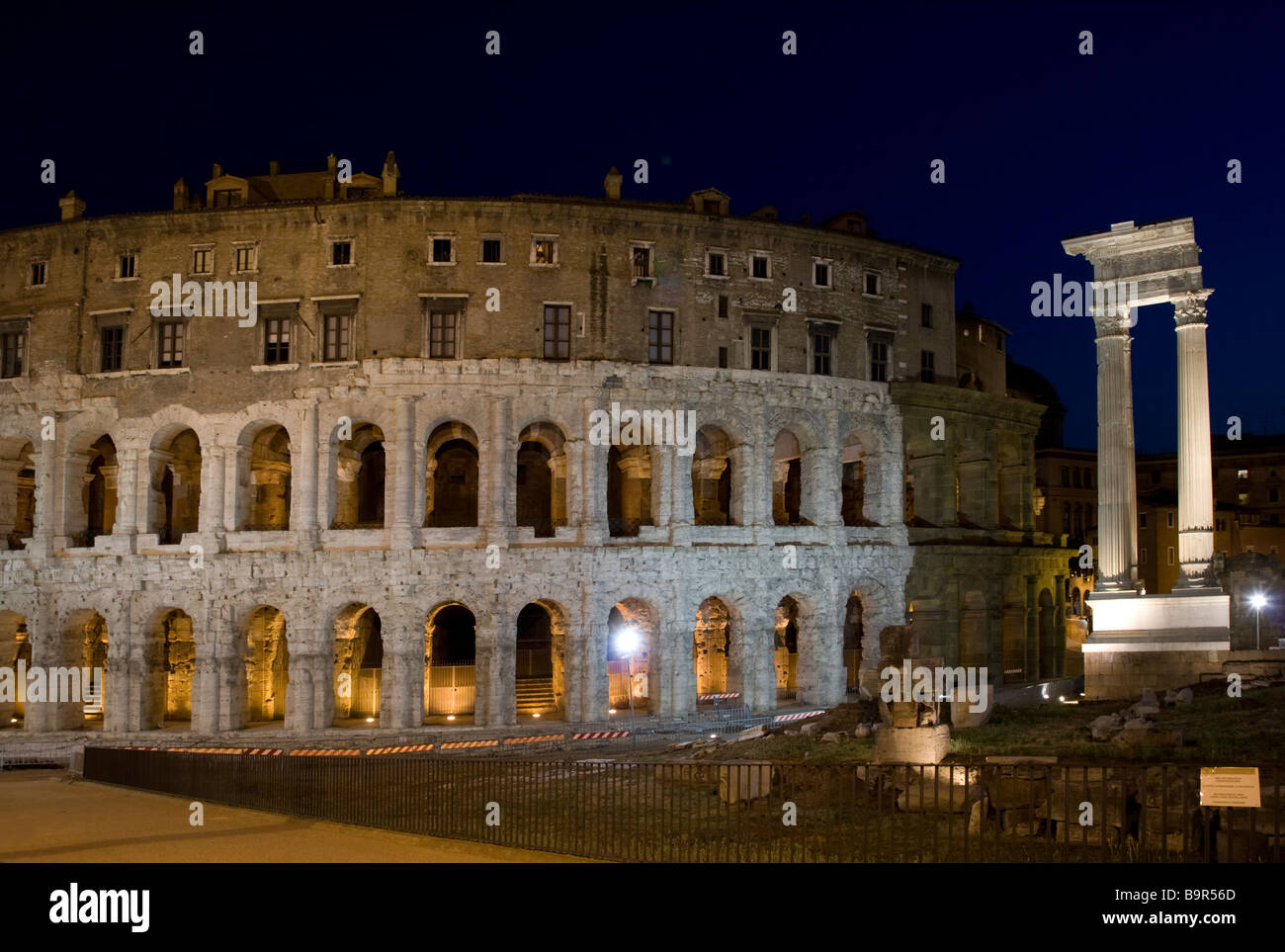 Teatro Marcello & Apollo Sosiano Tempel - Rom - Italien Stockfoto