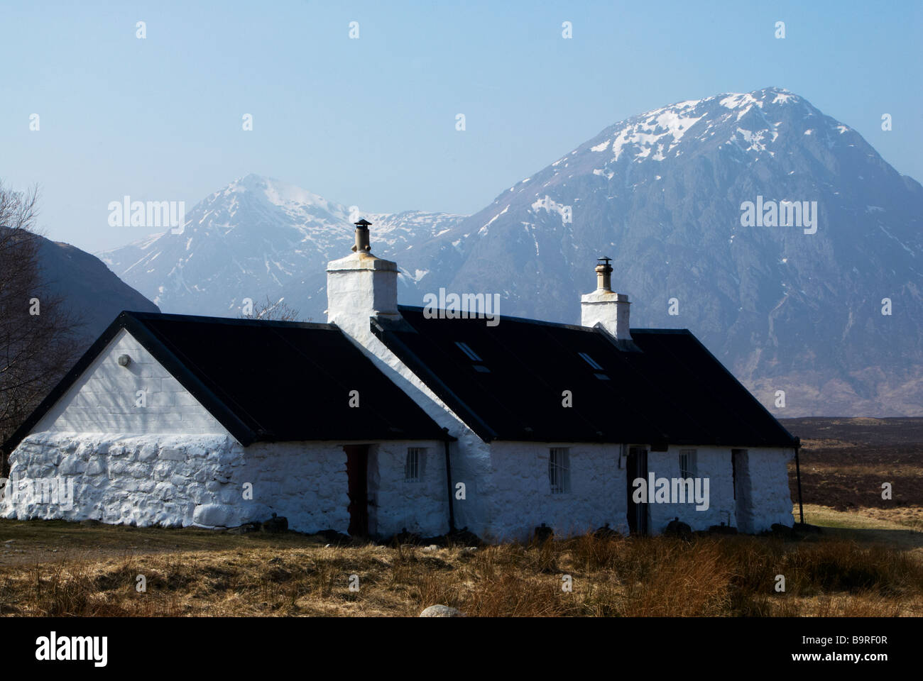 Black Rock Cottage mit Buchaille Etive Mor Stockfoto