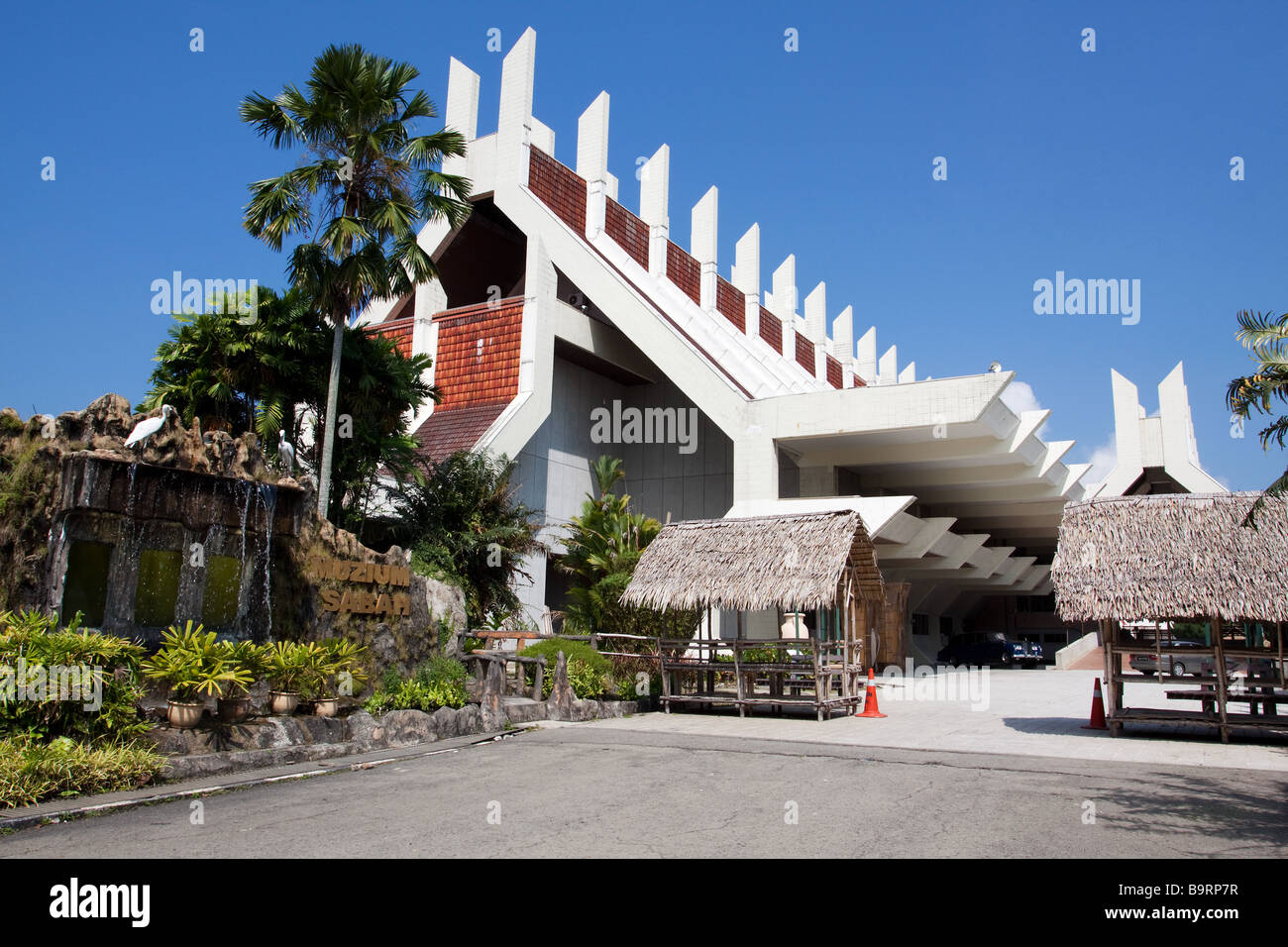 Das Hauptgebäude der Sabah State Museum in Kota Kinabalu, Malaysia Stockfoto