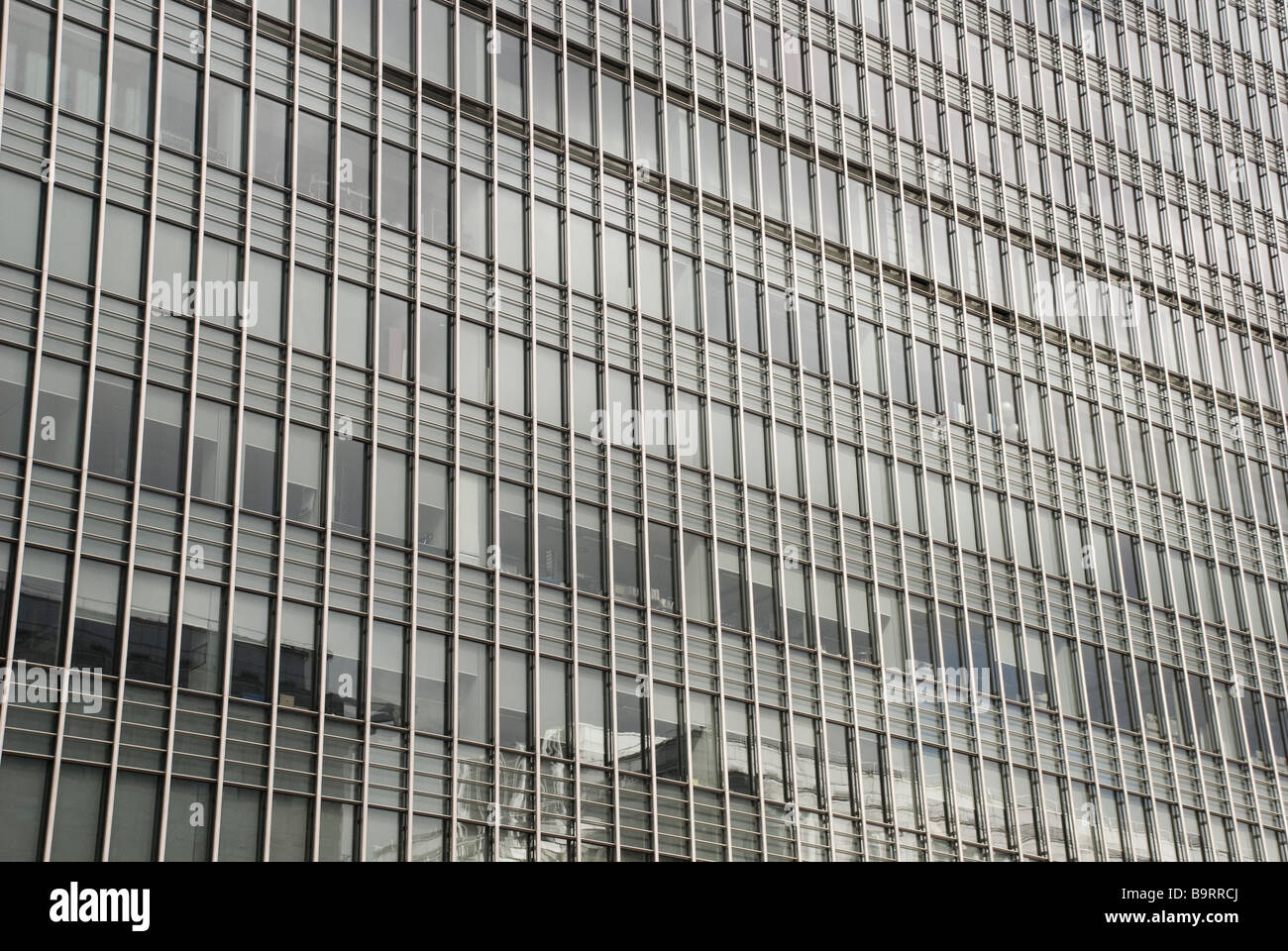Bürohaus Sky Scraper London Greenwich Windows modernes Glas Reflexion Fenster Stadt Canary Wharf Stockfoto