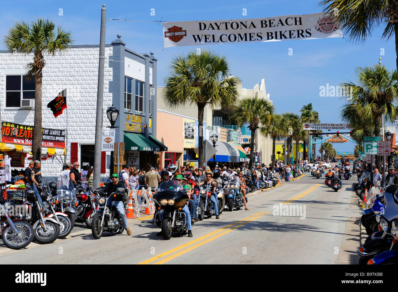 Daytona Beach Florida Biker Woche Motorrad Wallfahrt Jahresveranstaltung Stockfoto