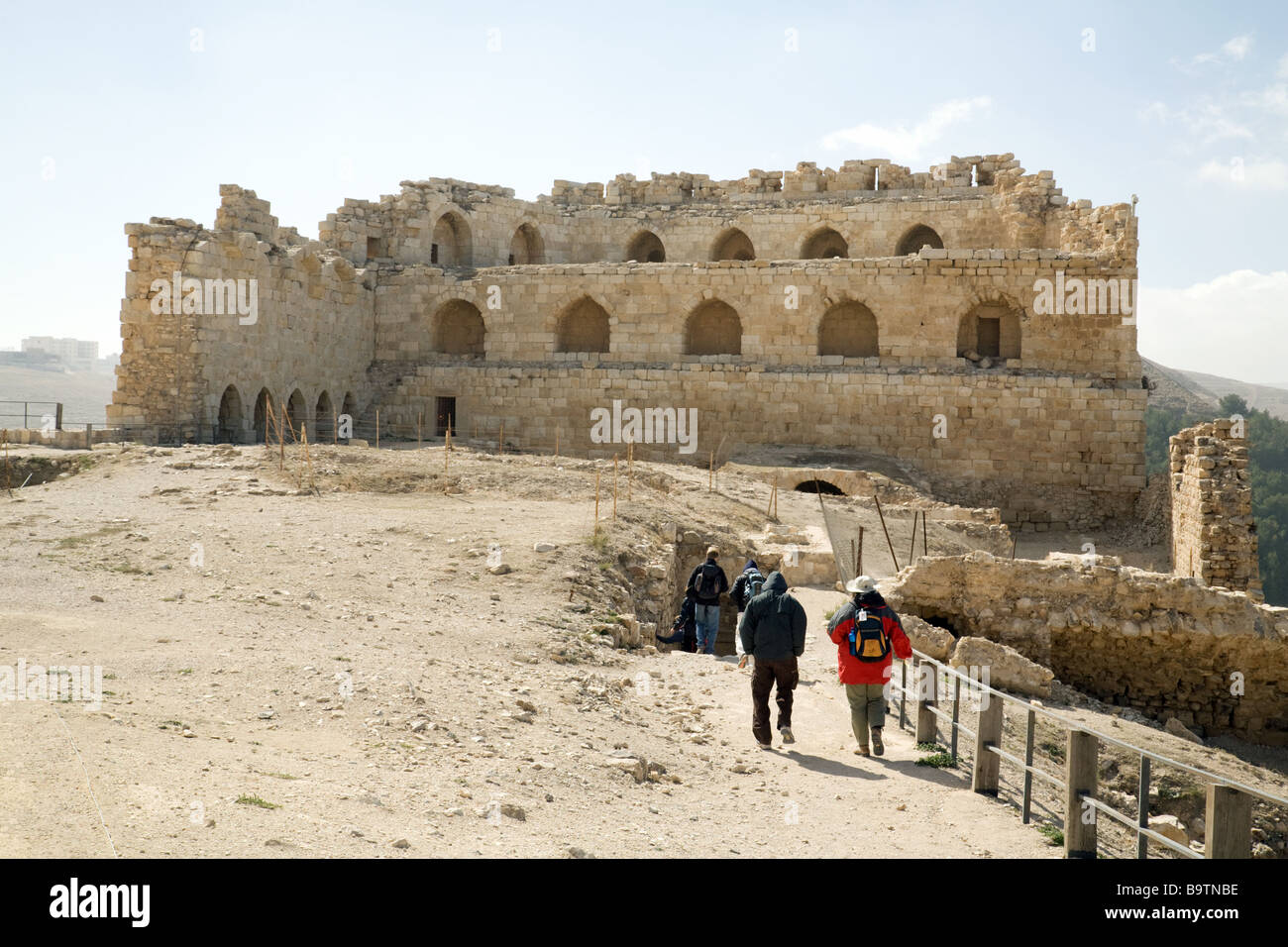 Touristen in Kerak Burg, Jordanien Stockfoto