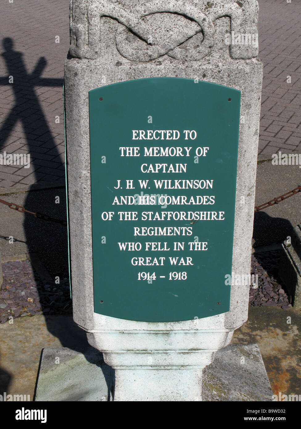 Bassett Pole Wegweiser mit großen Krieg Inschrift, Sutton Coldfield Stockfoto
