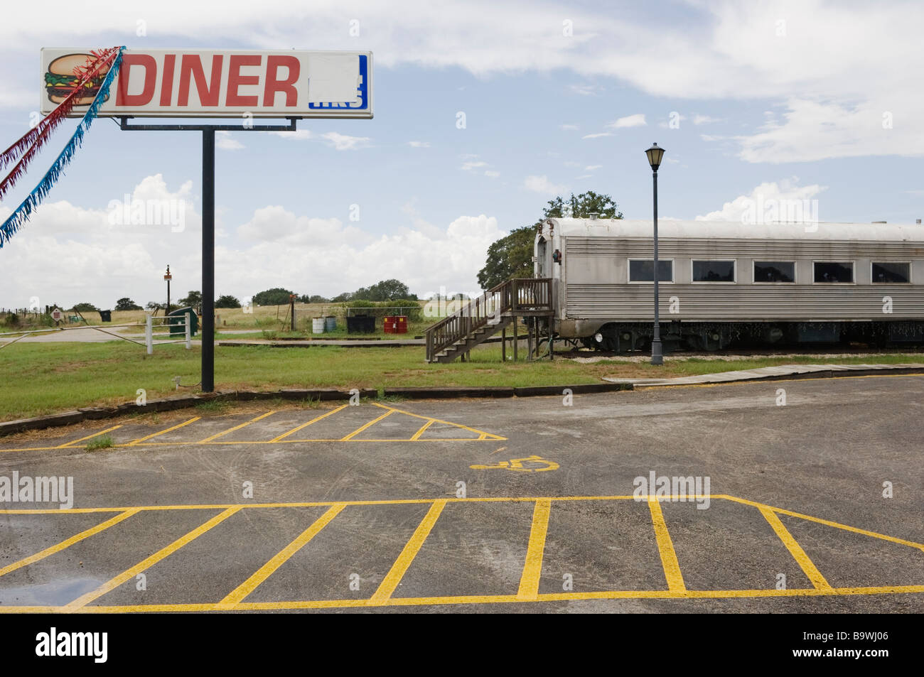 Abendessen in einem alten Zug Wagen in Luling, Texas. Stockfoto