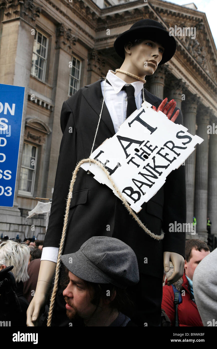 G20-Protest im Zentrum von London, außerhalb der Bank of England. Stockfoto