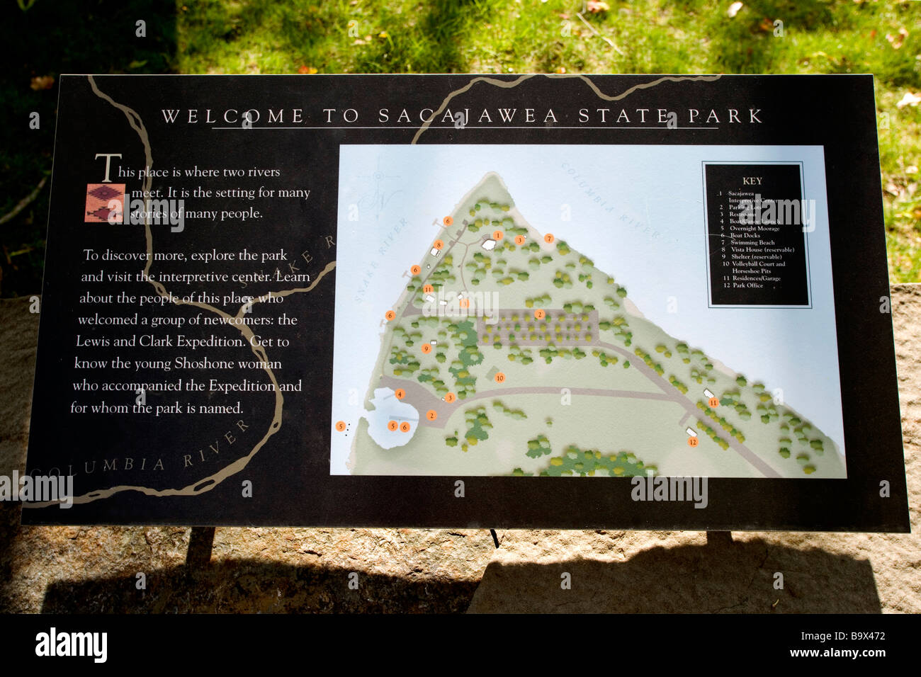 Interpretierende Zeichen an Sacajawea State Park, Washington Stockfoto