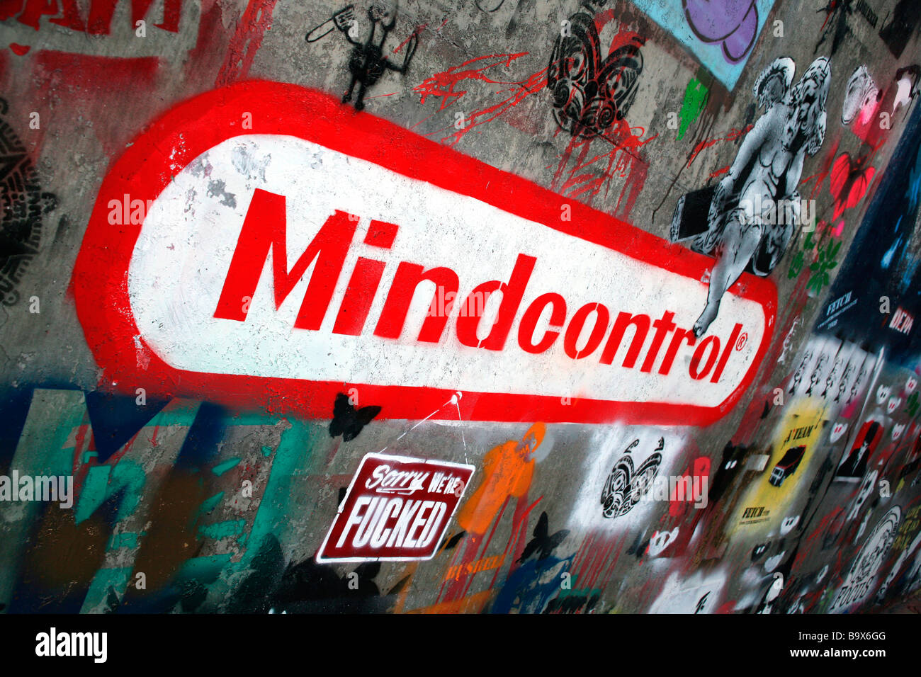 Mindcontrol graffiti Stockfoto