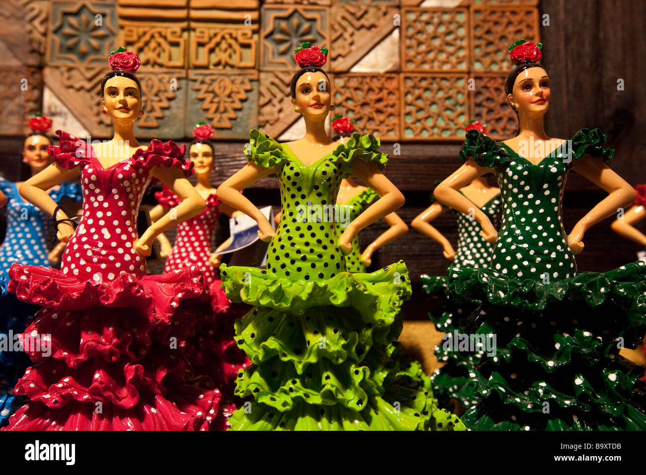 Flamenco-Tänzer in einem Souvenirladen in Granada Spanien Stockfoto
