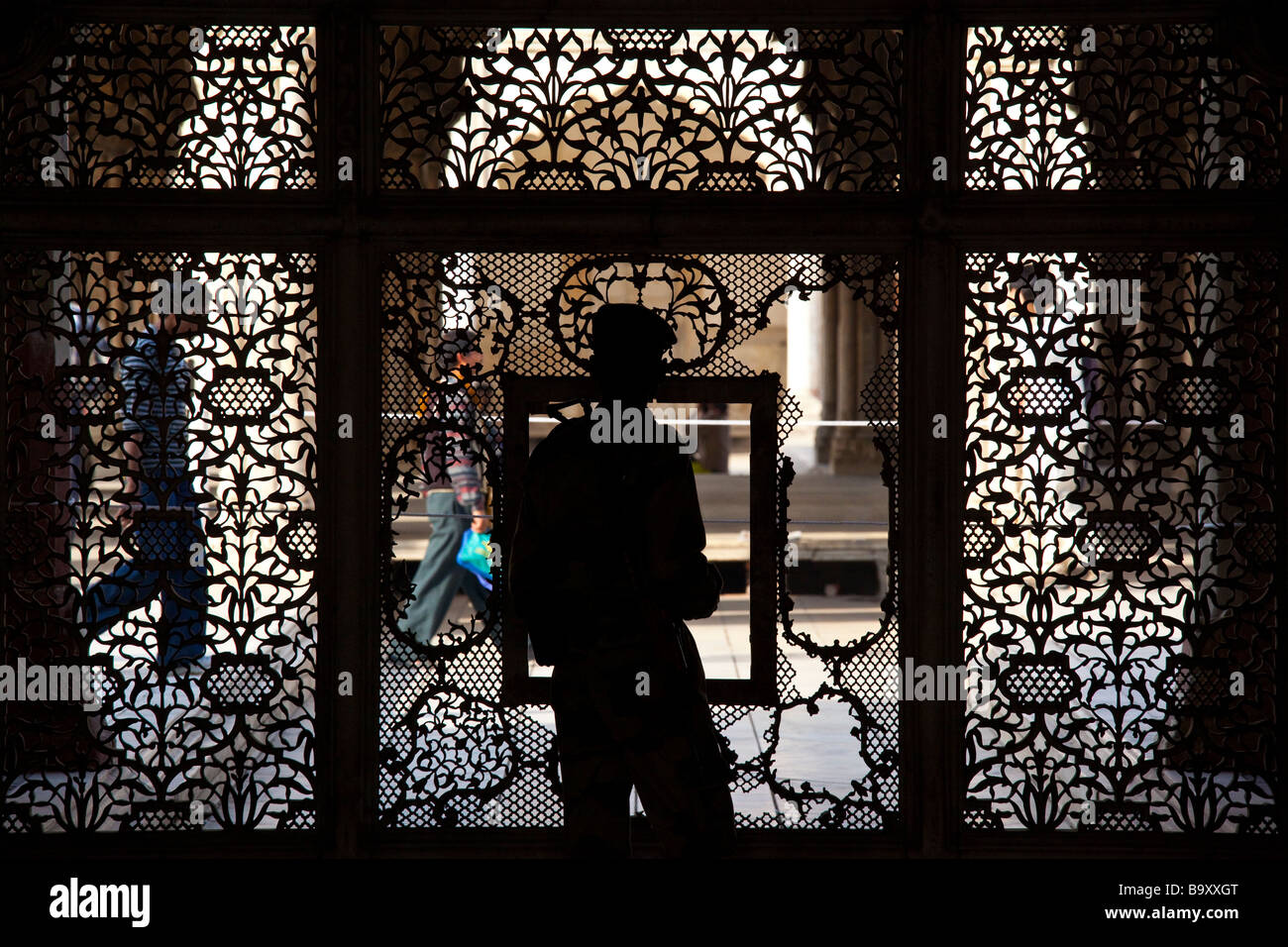 Indian Army Standing Guard gegen Terrorismus im Rang Mahal in das Rote Fort in Delhi Indien Stockfoto