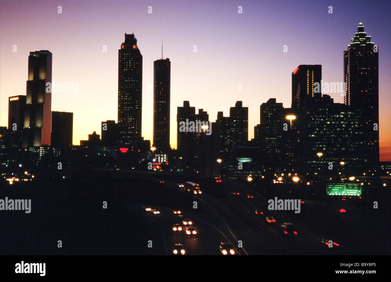 Beschäftigt Schnellstraßen mit Verkehr, Atlanta Stockfoto