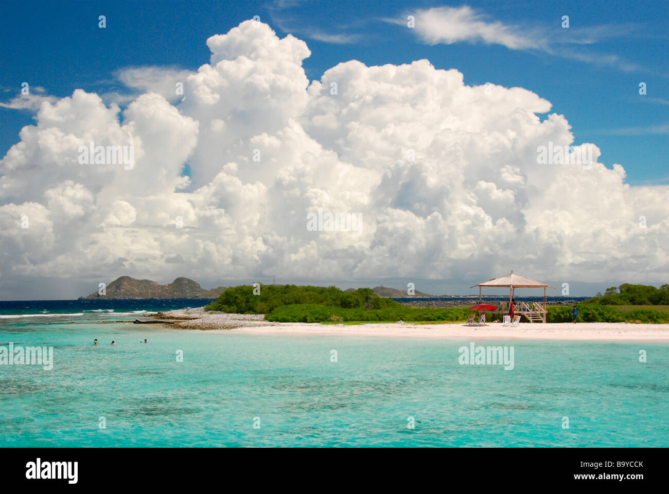 Gewitterwolken über Los Roques in Venezuela Stockfoto