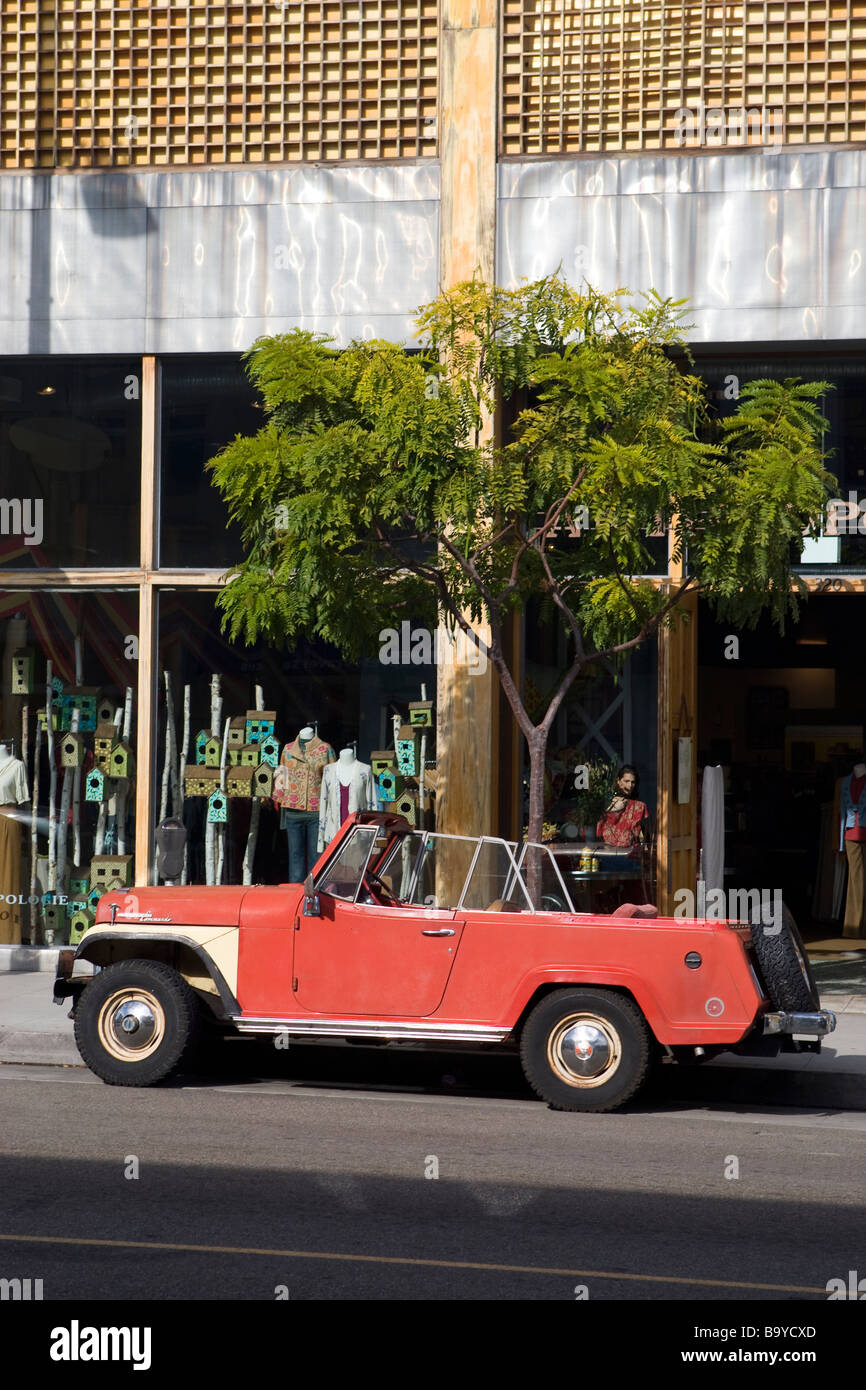 Eine alte Volkswagen am Rodeo Drive in Beverly Hills Stockfoto
