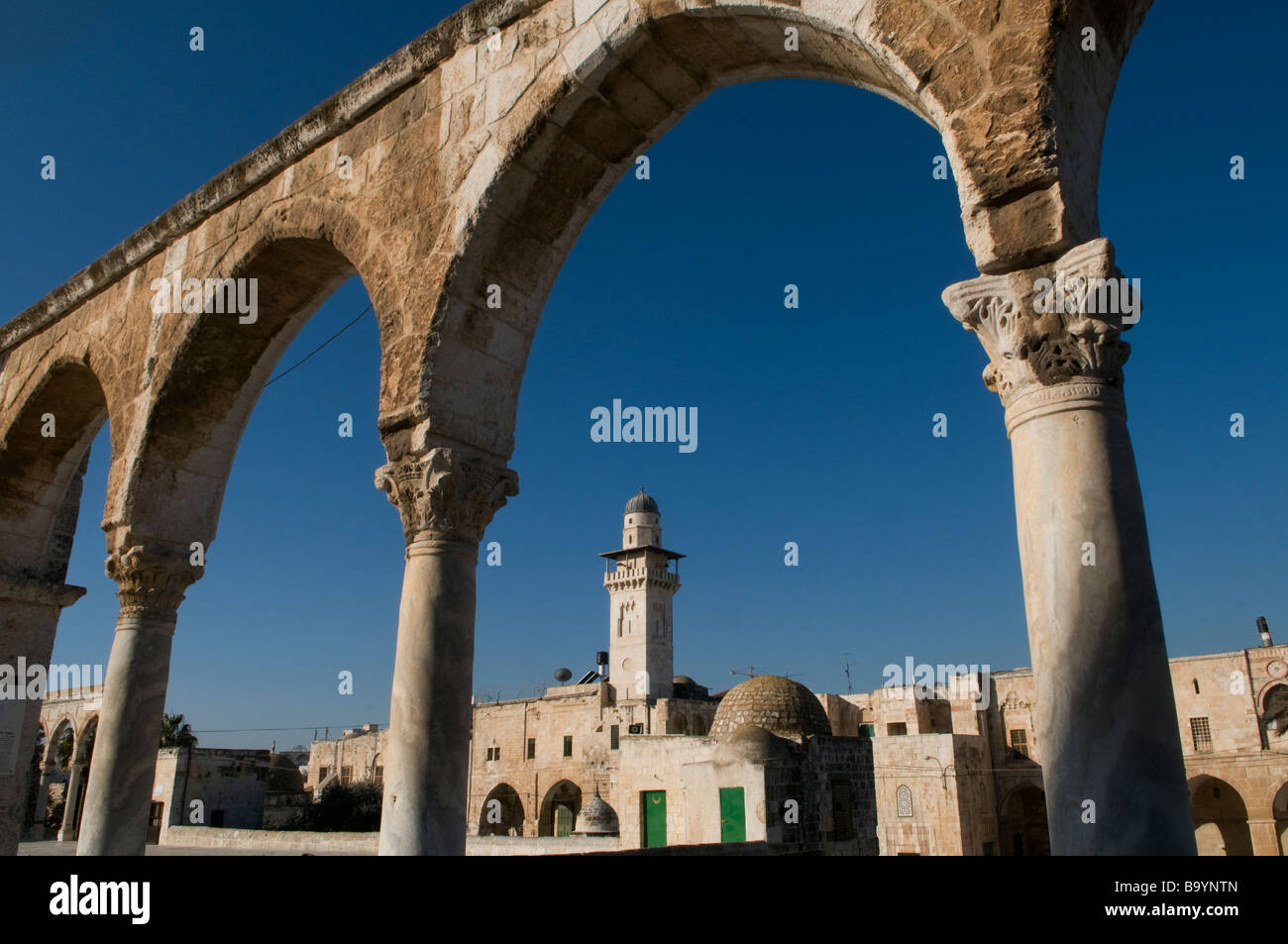 Die südwestliche Arkade, die 1472 während der Mamluk erbaut wurde Periode im Tempelberg oder Haram esh-Sharif im Alte Stadt Jerusalem Israel Stockfoto