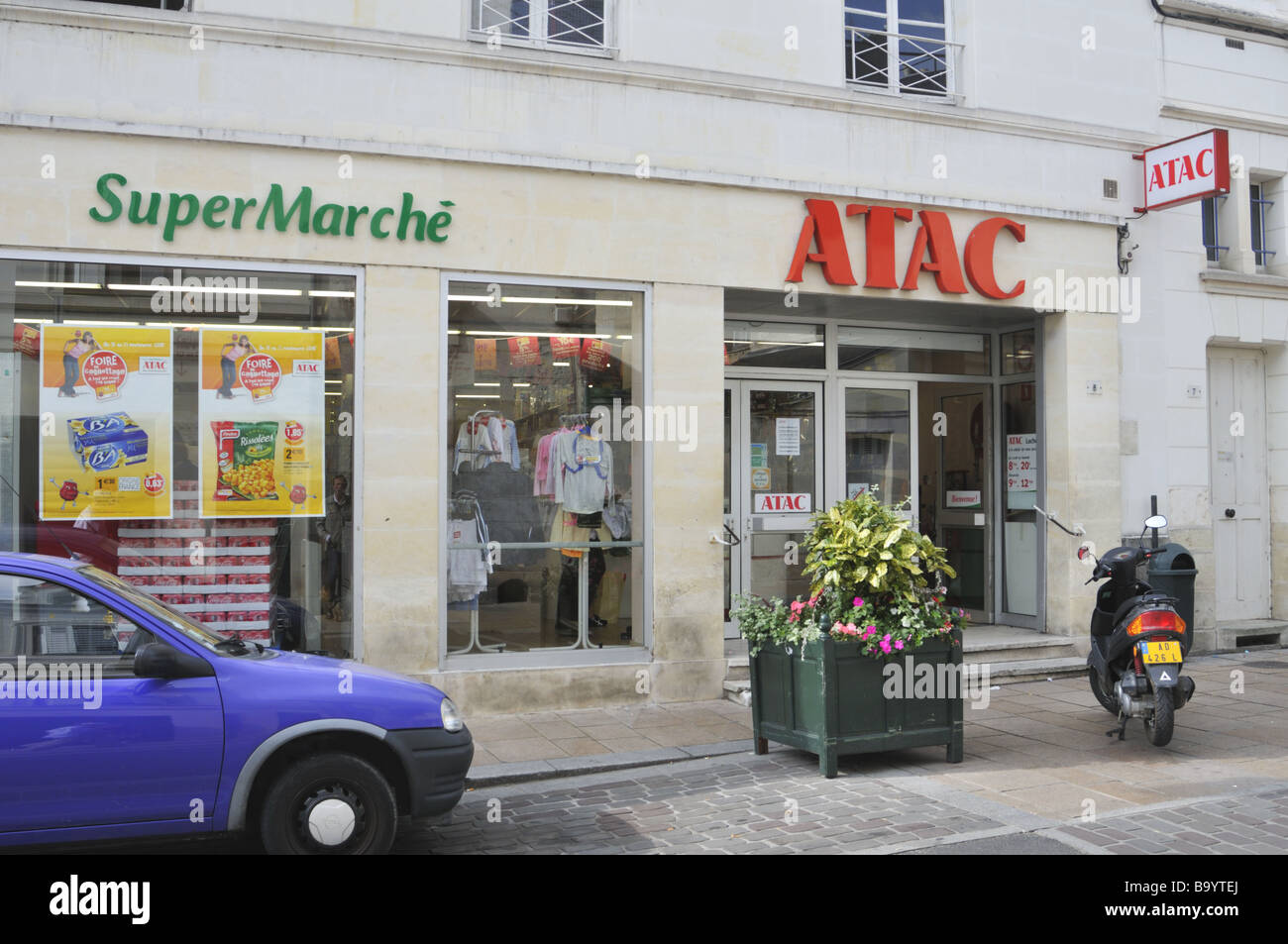Französisch ATAC Supermarkt Stockfoto