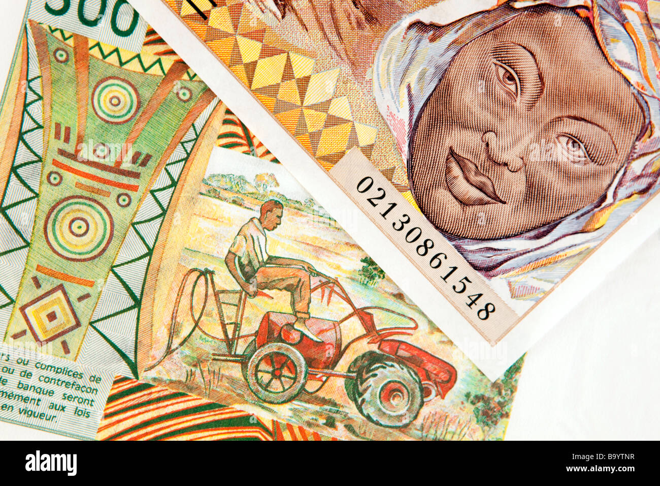 Geld Währung Detail des senegalesischen 500 und 1000 westafrikanischen CFA Franc Banknoten Stockfoto