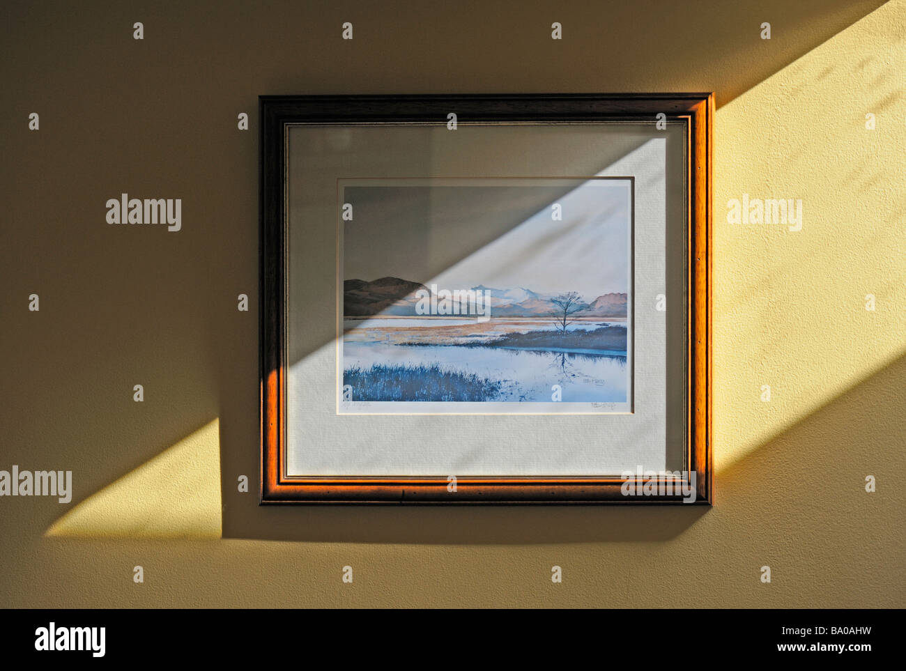 Gerahmten Druck im Sonnenschein und im Schatten. Stockfoto