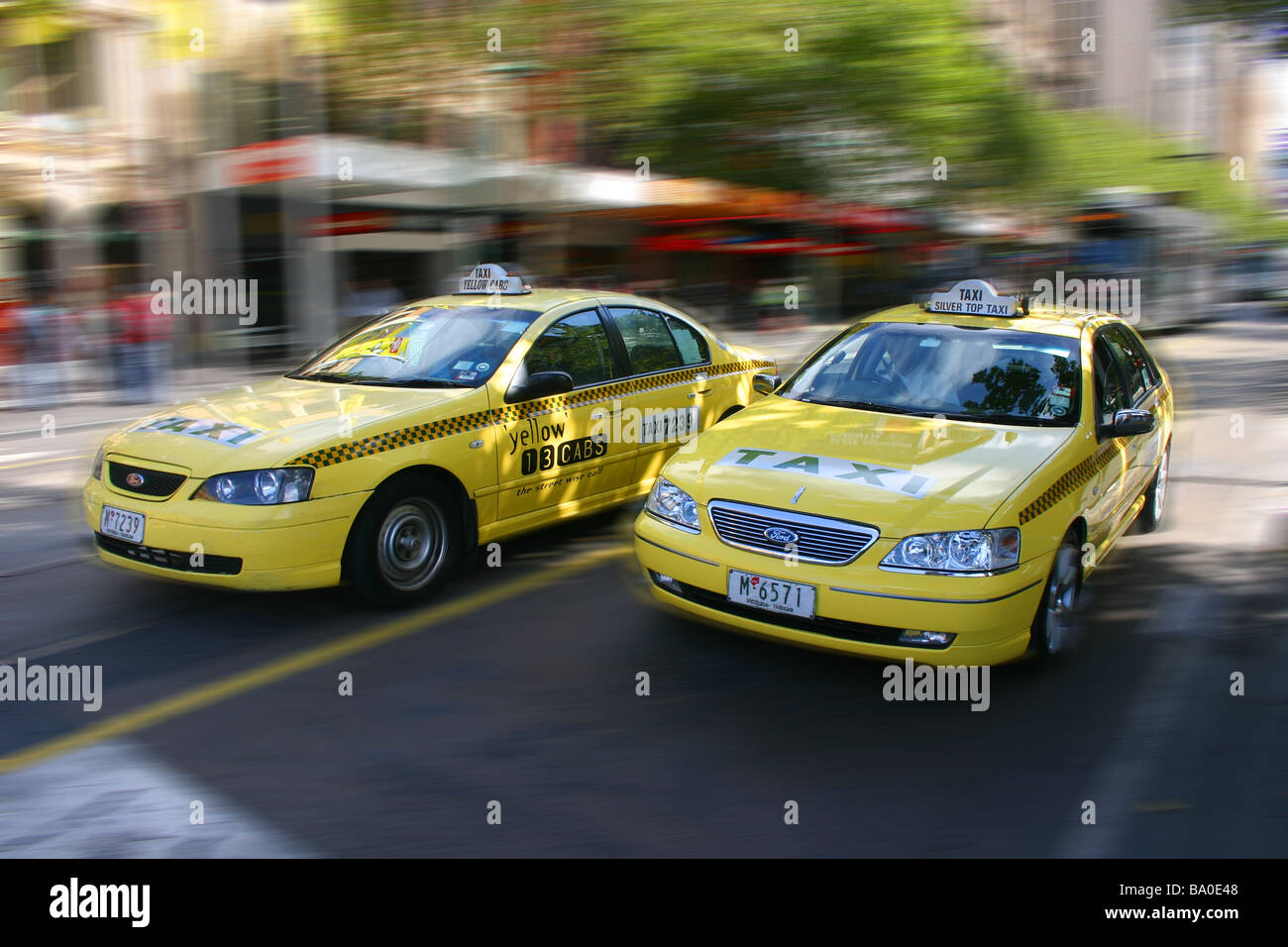 Melbourne-Taxi mit Geschwindigkeit Stockfoto