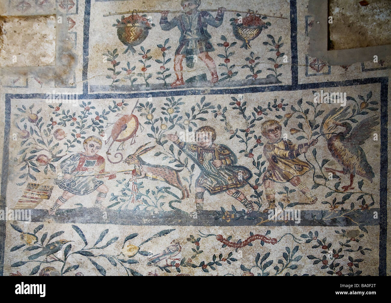 Cubicolo dei Fanciulli Cacciatori Mosaik Jagd Szenen Kinder töten Hasen Villa Romana del Casale Piazza Armerina Sizilien Stockfoto