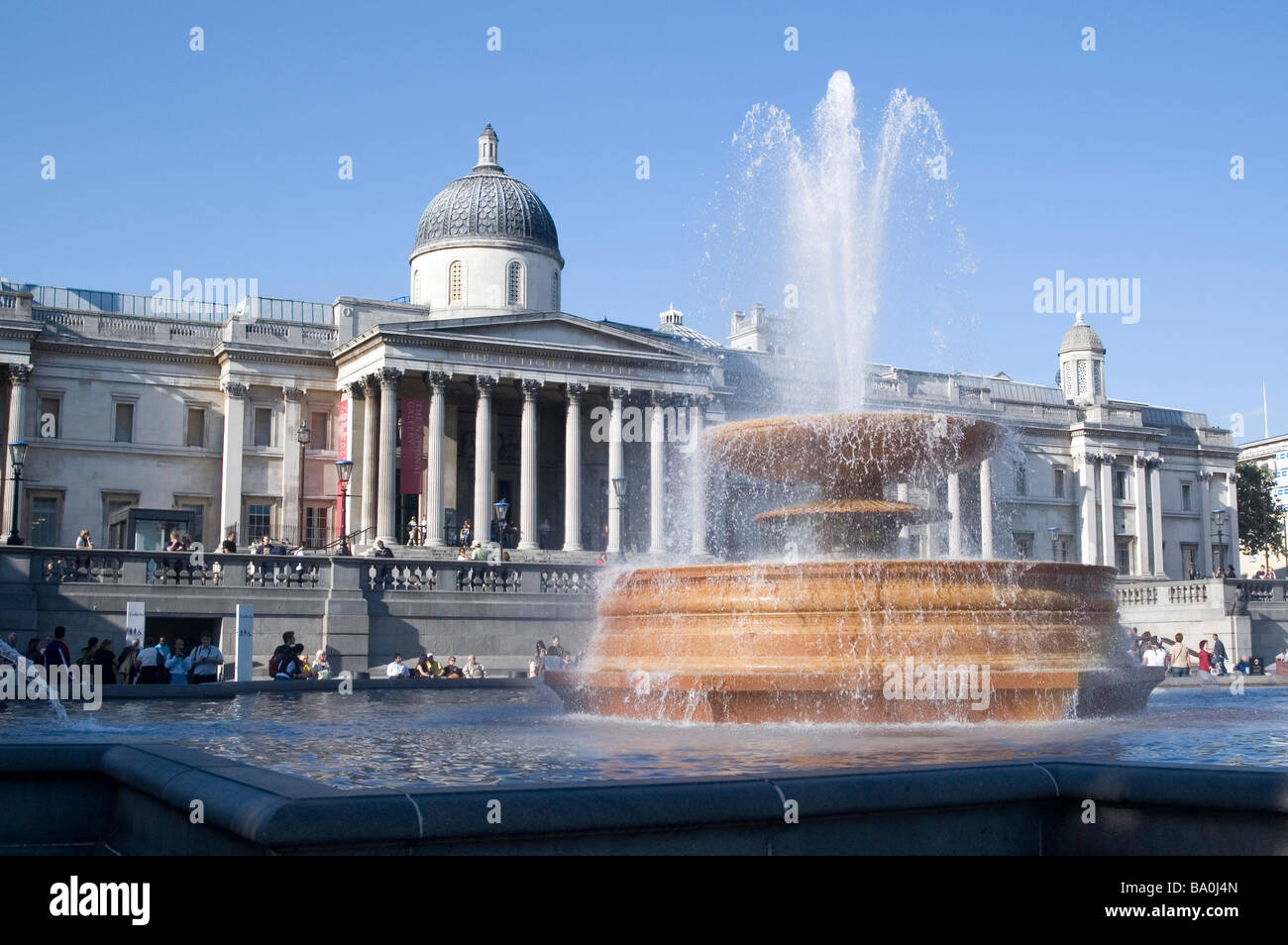 Die nationale Kunstgalerie in Trafalgar Square London England Stockfoto