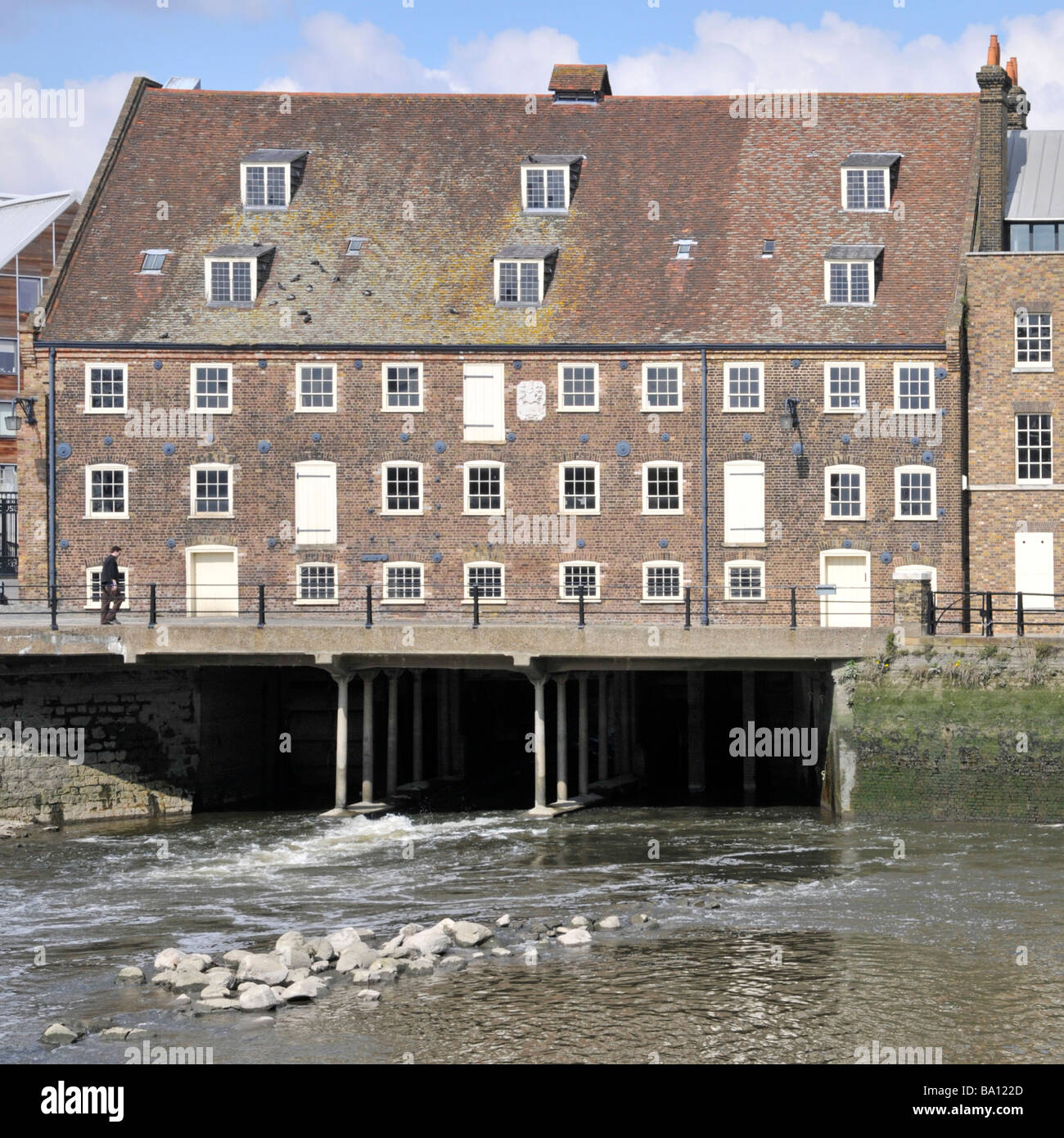 Haus Mühle Gezeiten Wassermühle Teil der drei Mühlen in Bromley von Bogen auf dem Fluss Lea Stockfoto