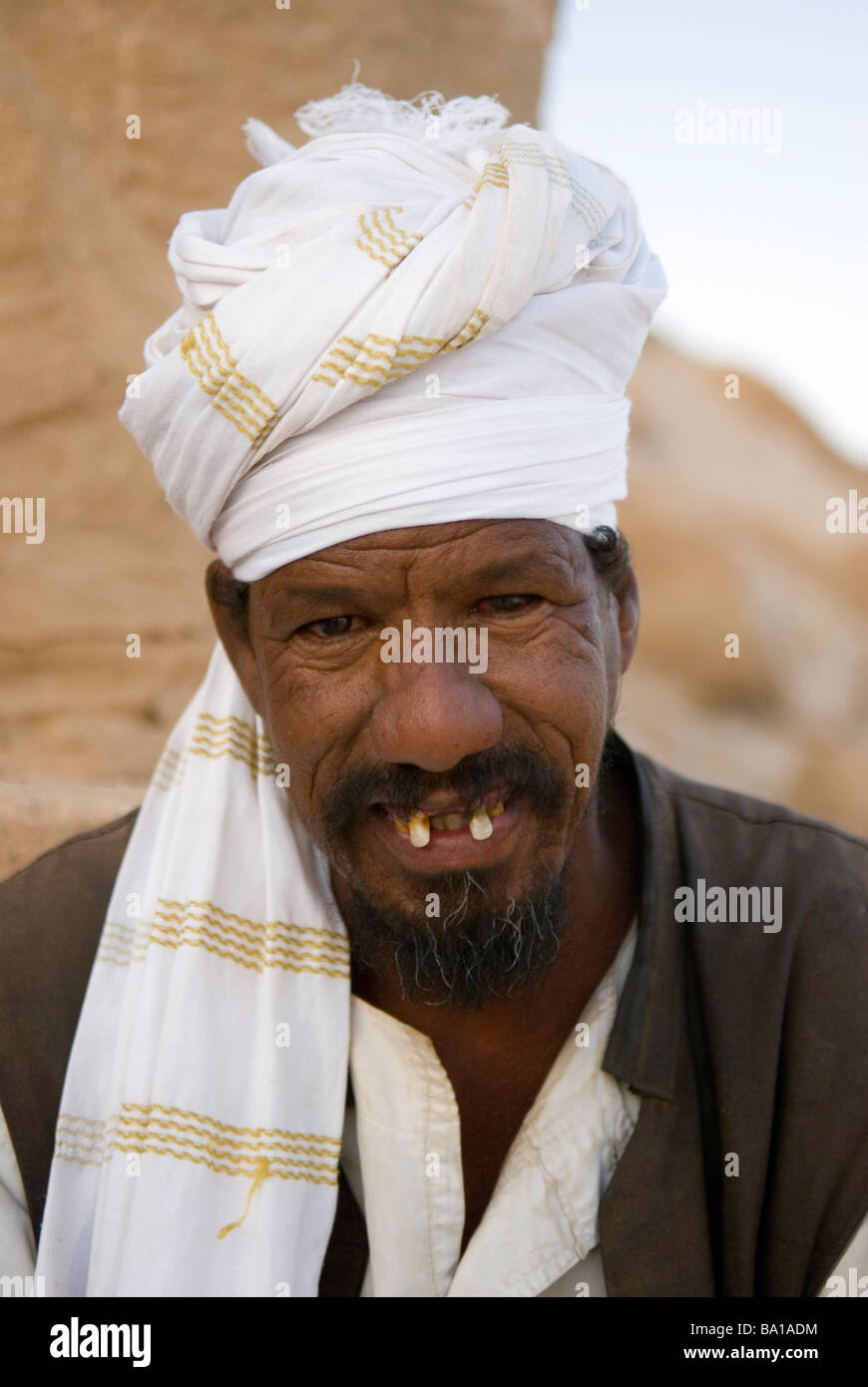 Porträt des alten Mannes am Djebel Berkal Pyramiden Nord-Sudan Stockfoto