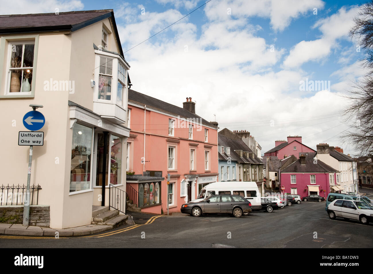 King Street, dem Hauptplatz von Llandeilo Carmarthenshire West Wales UK Stockfoto