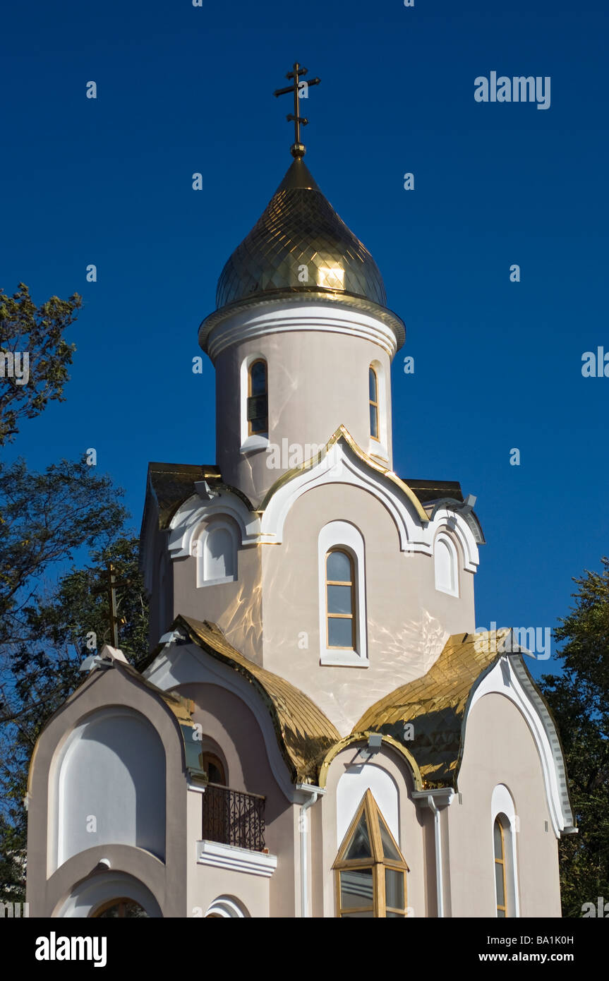 Schrein Kapelle St. Andrew durch den zweiten Weltkrieg Denkmal auf das Goldene Horn Quay. Wladiwostok, Russland. Stockfoto