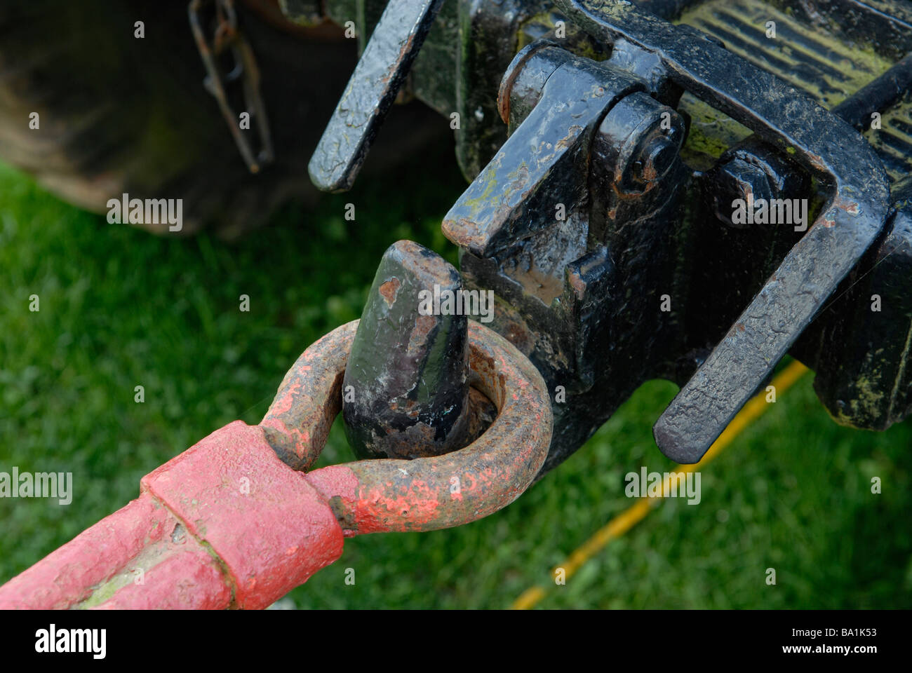 Anhängerkupplung Traktor Haken und Ösen Stockfotografie - Alamy