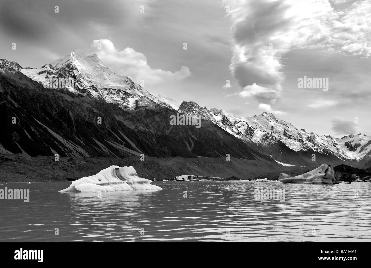 Tasman Glacial Lake in der Nähe von Mt Cook Village in Neuseeland Stockfoto