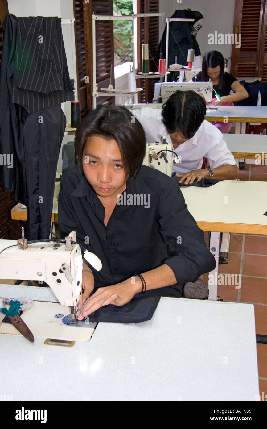 Arbeiter in der Yaly Kleiderfabrik in Hoi An Vietnam Nähen Stockfoto