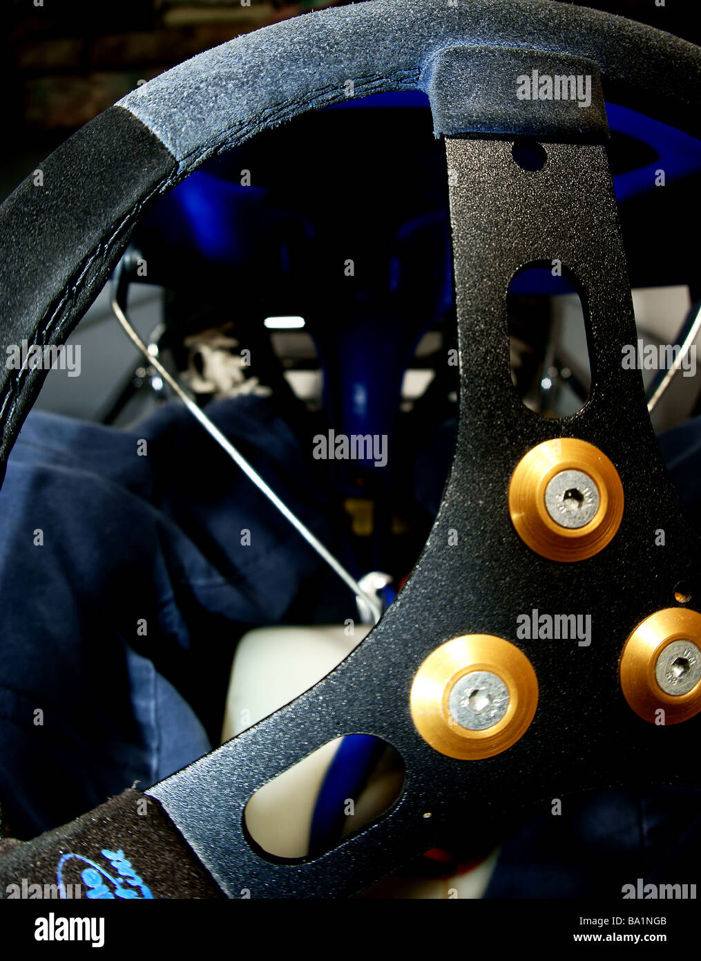 Ein Go-kart-Lenkrad. First-Person-Ansicht Stockfoto