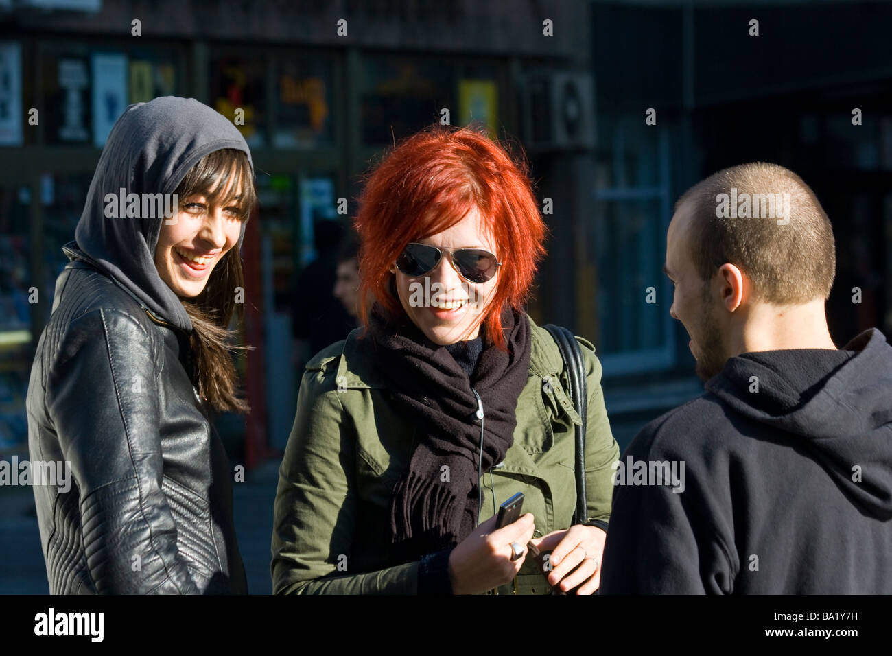 Moderne junge Menschen in Belgrad Serbien Stockfoto