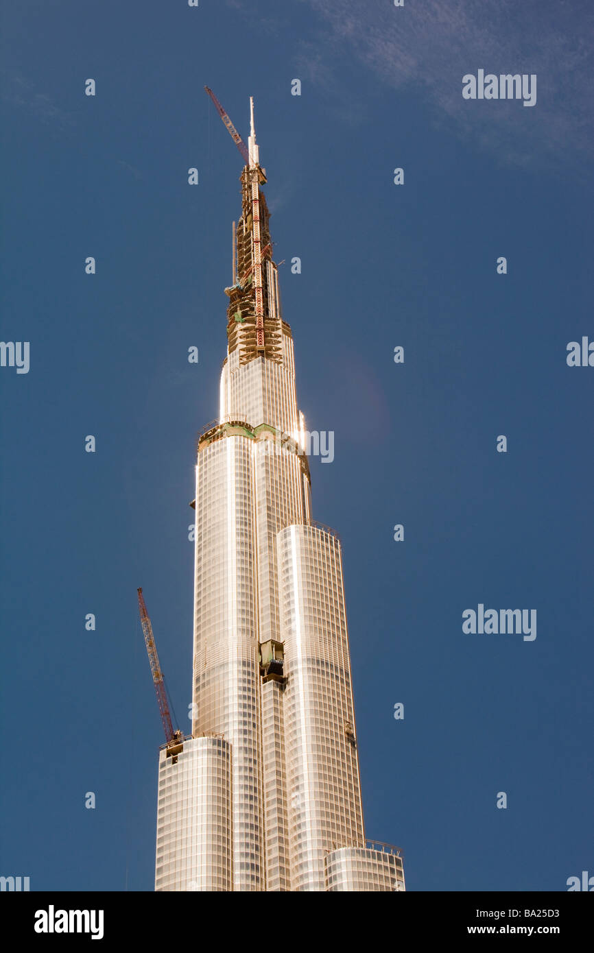 Der Burj Dubai das weltweit höchste Gebäude in Dubai gebaut Stockfoto
