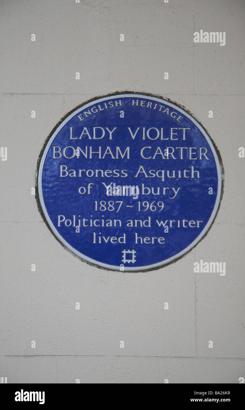 Eine blaue Plakette für Lady Violet Bonham Carter, Baroness Asquith des Yarnbury in London, England.  Mar 2009 Stockfoto