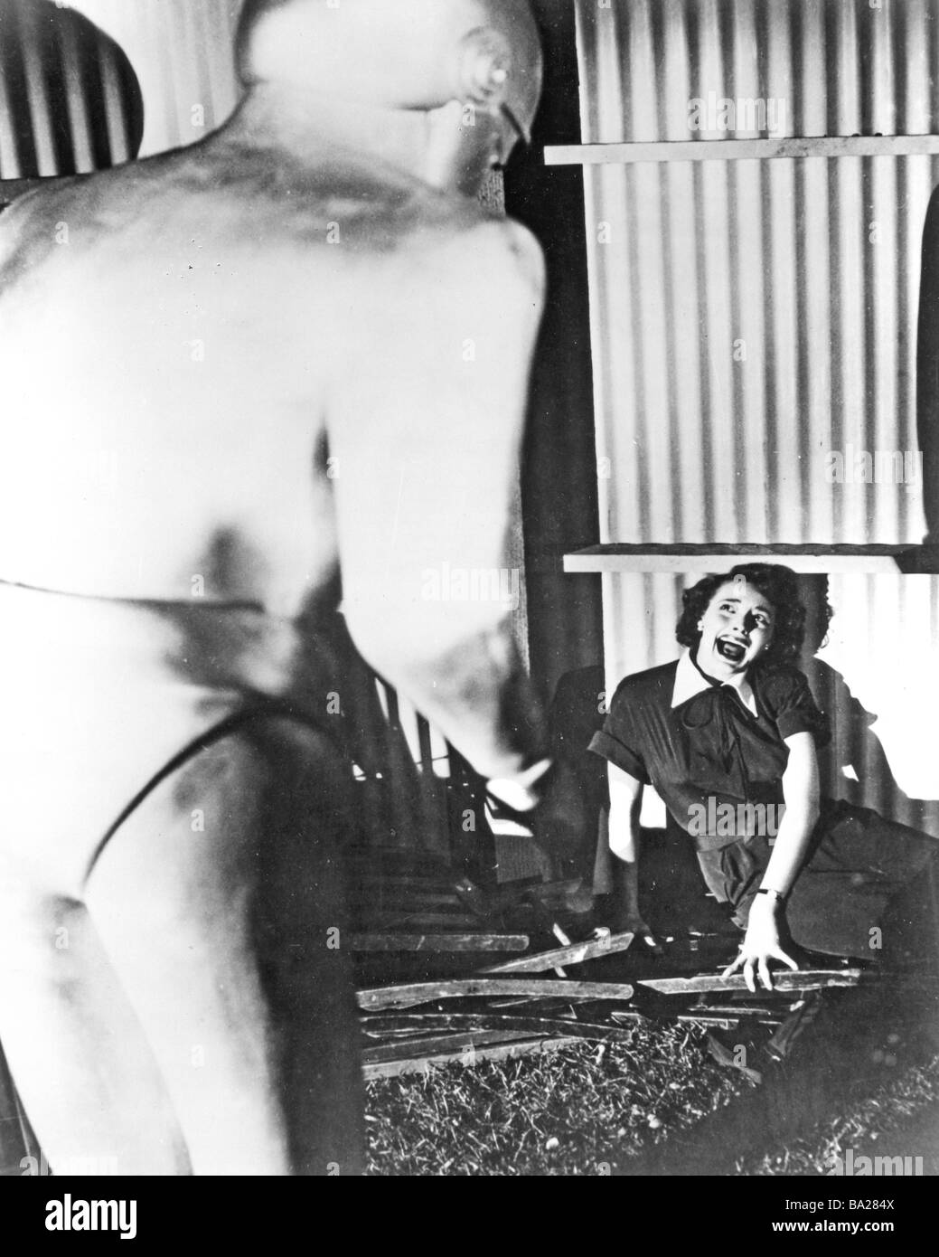 DER Tag der Erde stand noch 1951 TCF-Film mit Patricia Neal Stockfoto