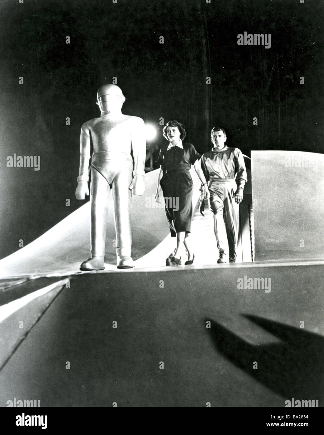 DER Tag der Erde stand noch 1951 TCF-Film mit Patricia Neal Stockfoto