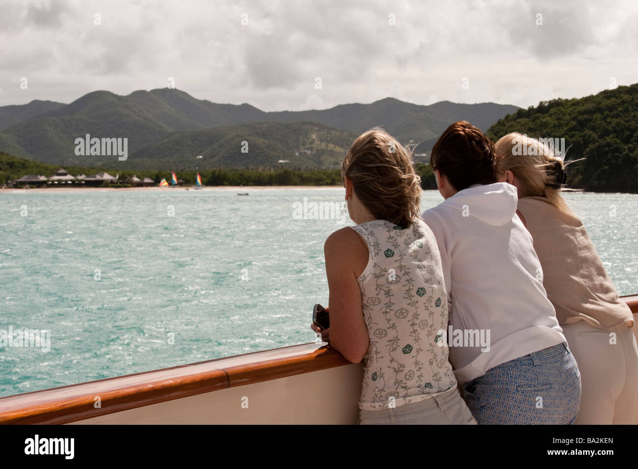 Gäste, die gerade der Ankunft des "Großen Aron' at"Hermitage Bay" Stockfoto