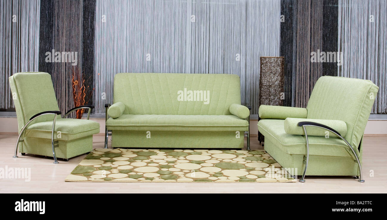 grüner Luxus Sofa im Wohnzimmer Stockfoto