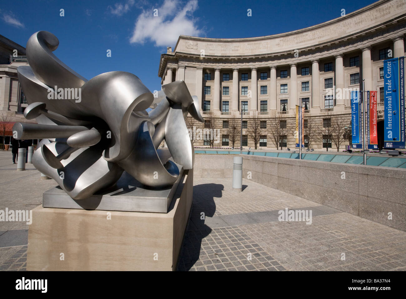 Hof als Frontmann International Trade Center Washington DC Stockfoto
