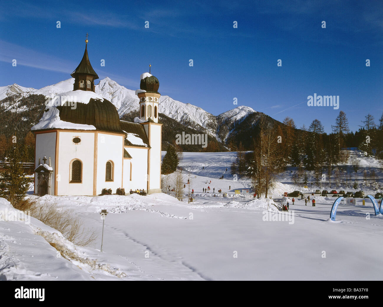 Österreich Tirol Meer-Feld Seekirchl Reither Spitze Winter Alpen Meer-Felder Joch Ski-Bezirk "Rosshütte"-Wintersportgebiet-Kirche Stockfoto