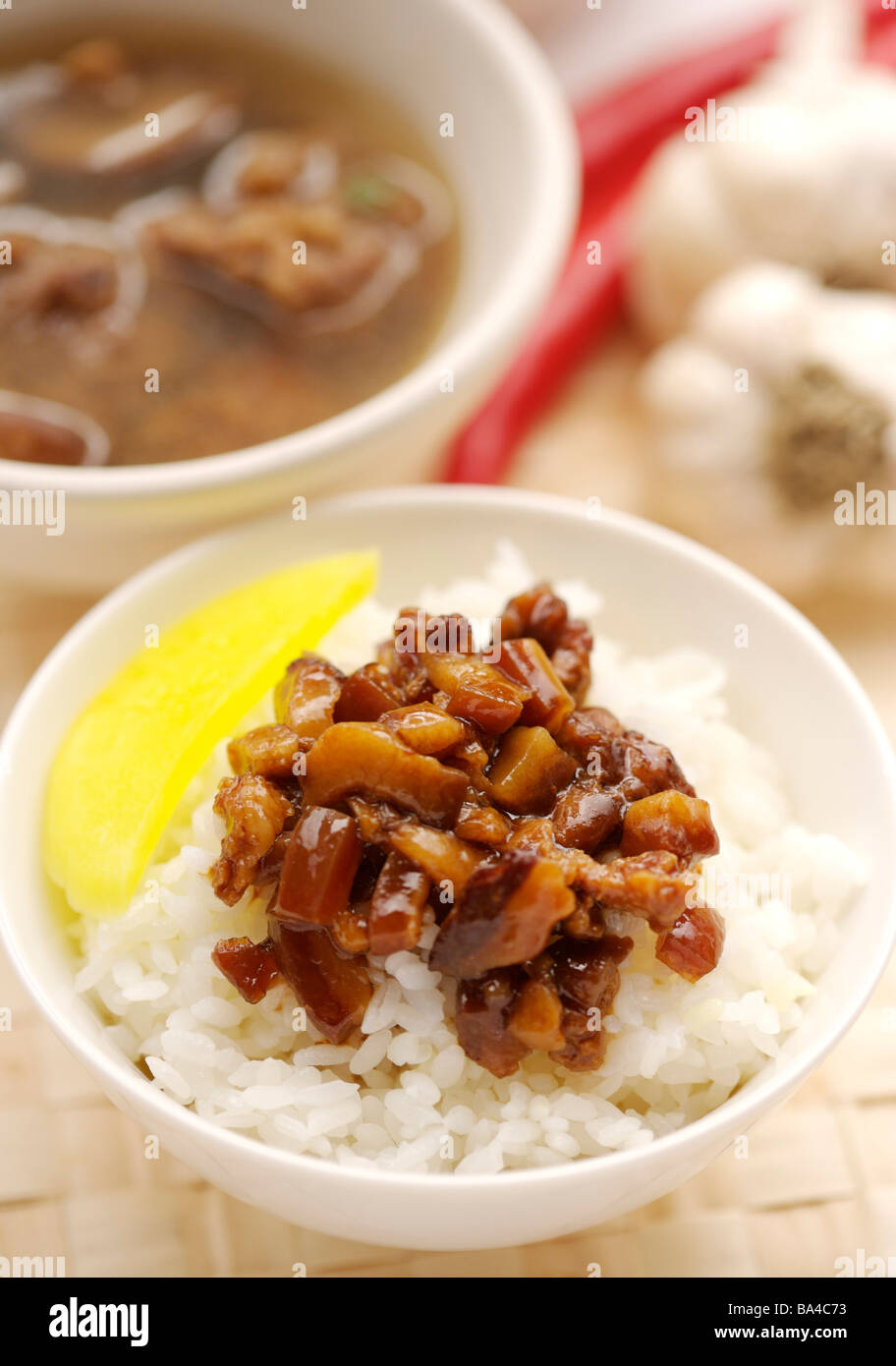 Schüssel Braised Schweinefleisch Reis Stockfoto