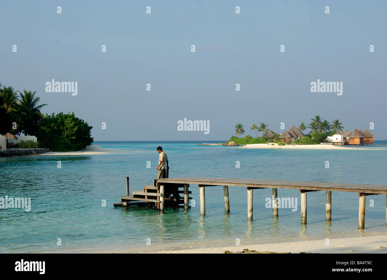 Mann am Steg Stockfoto