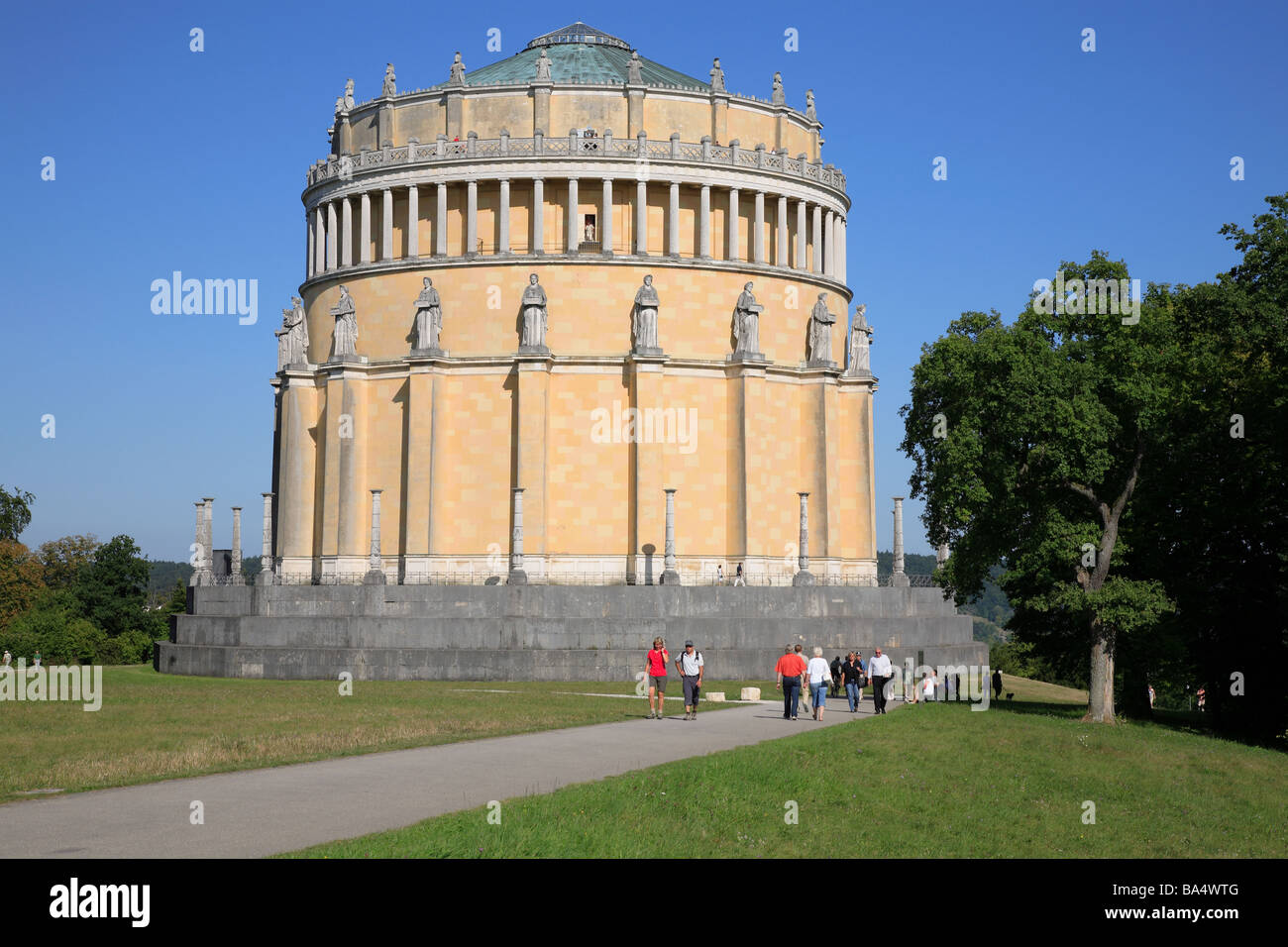 Die Befreiungshalle ist ein neoklassizistisches Denkmal auf dem Michelsberg oberhalb der Stadt Kelheim Stockfoto