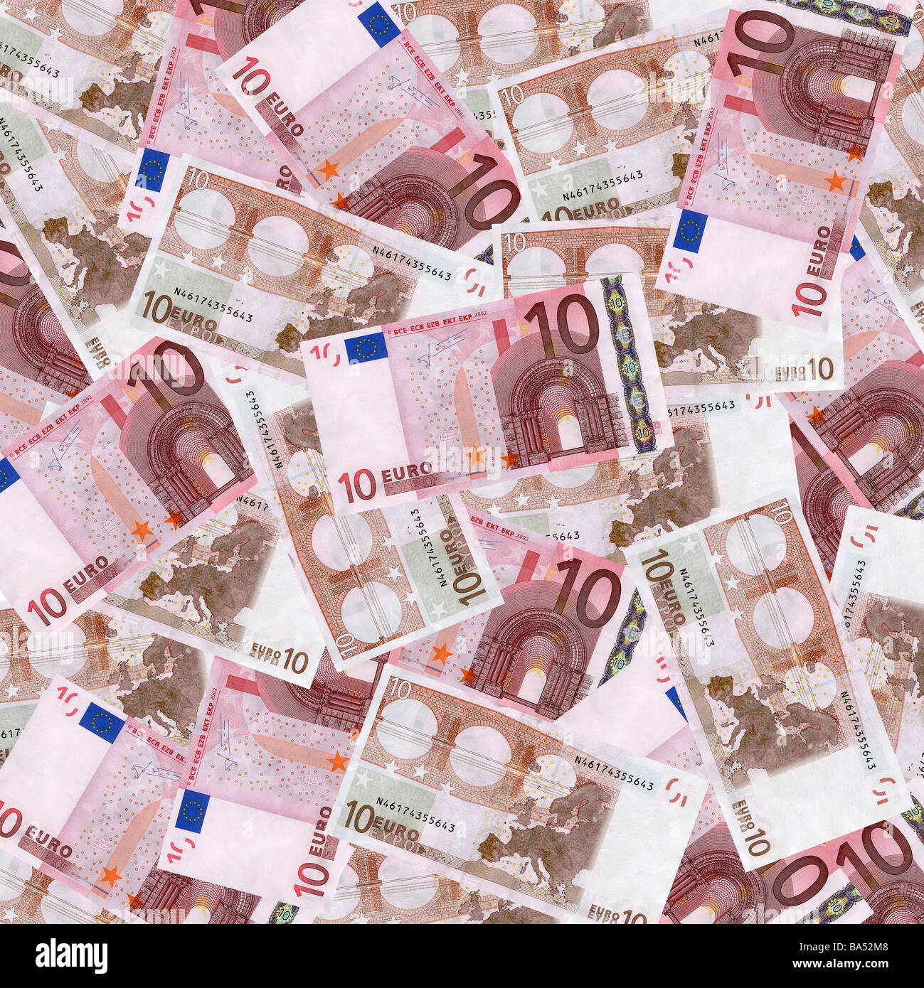 Europäische zehn Euro-Banknoten über Kopf anzeigen Stockfoto