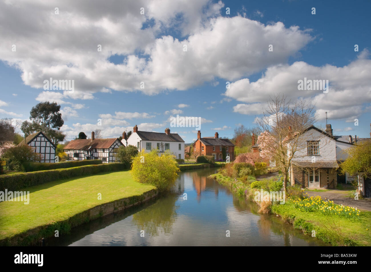 Eardisland Herefordshire England Großbritannien Fluss Pfeil Stockfoto