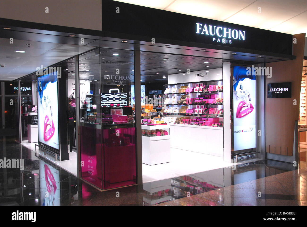 Fauchon Shop, Flughafen Hongkong Stockfoto