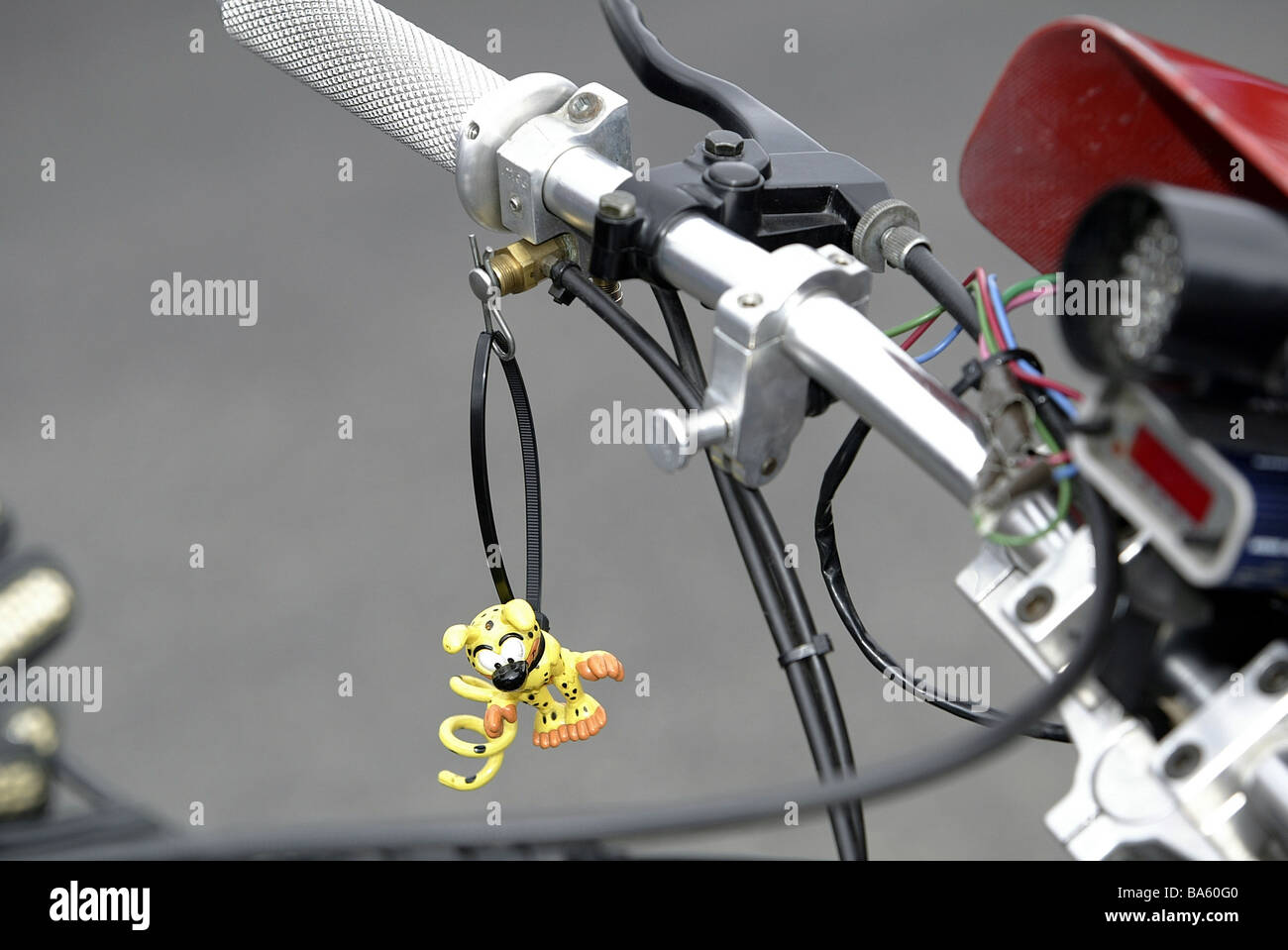 Drag Racing Dragster-Motorrad Detail Treiber notwendig-Ende-Zähler Anhänger Glücksbringer Autofahren keine Eigenschaft release Sport hobby Stockfoto